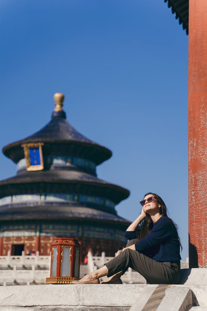 mujer viendo beijing